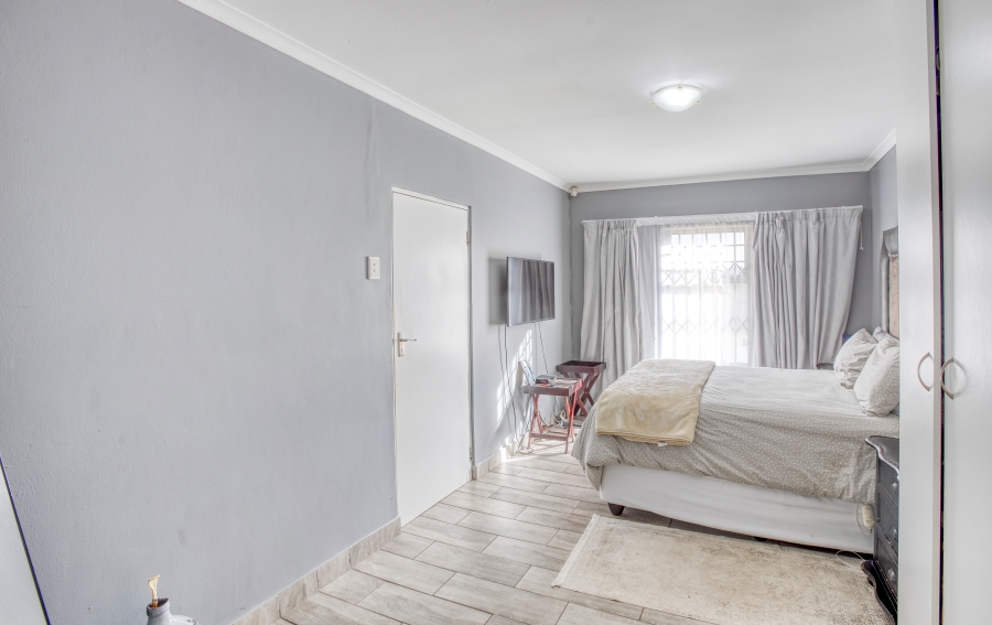 3 Bedroom Property for Sale in Nahoon Valley Park Eastern Cape